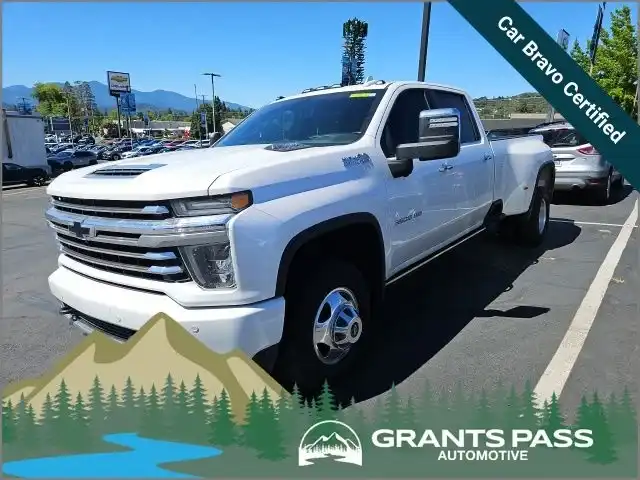 2023 Chevrolet Silverado HD High Country 4WD Crew Cab Long Box DRW's photo