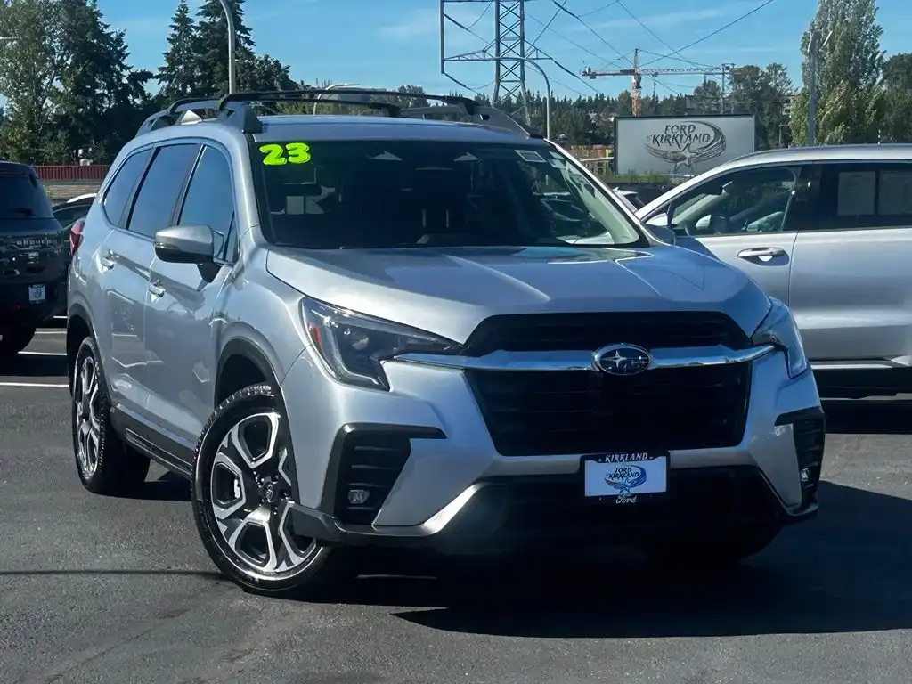 2023 Subaru Ascent Limited 8 Passenger's photo