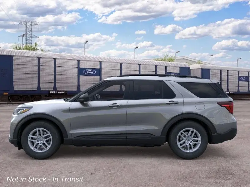 2026 Ford Explorer undefined photo 4
