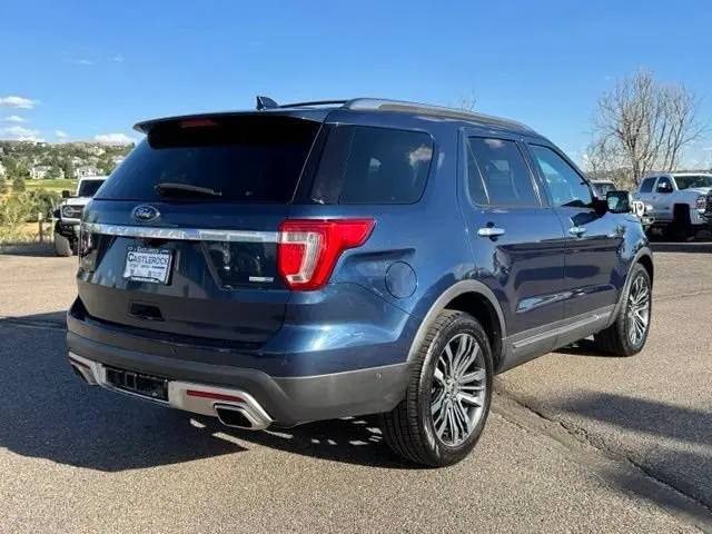 2016 Ford Explorer Platinum 4WD photo 5