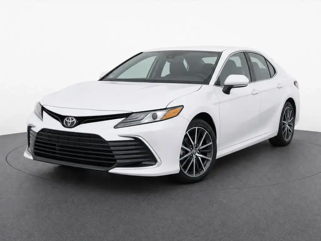 2024 Toyota Camry XLE AWD's photo