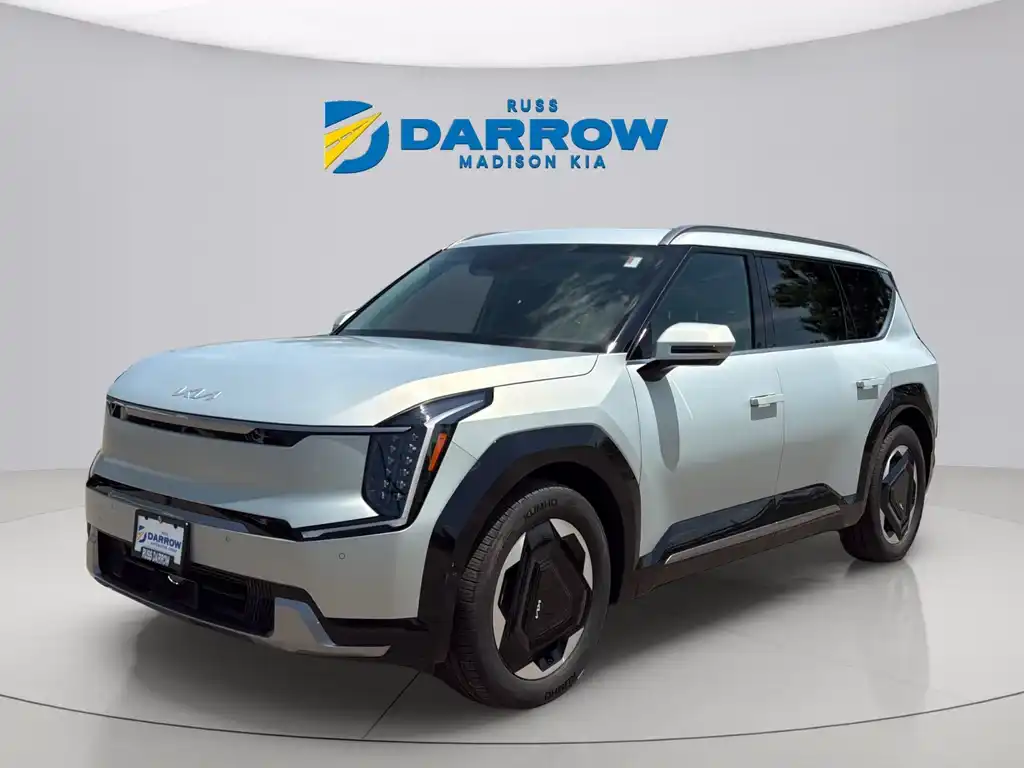 2024 Kia EV9 Land AWD's photo