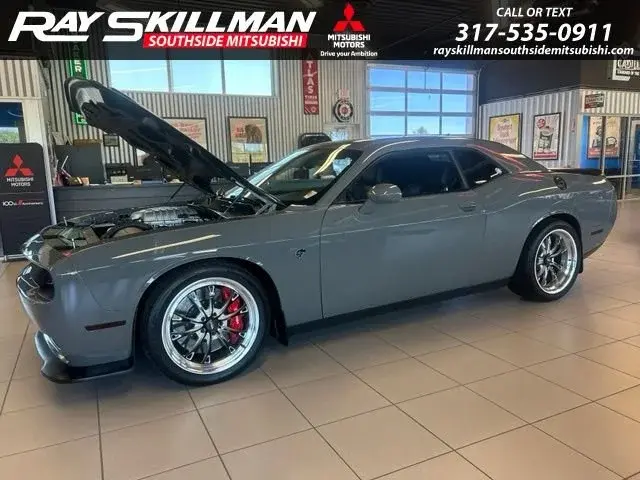 2017 Dodge Challenger SRT Hellcat photo 5