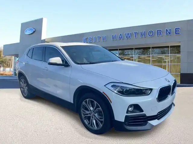2020 BMW X2 sDrive28i's photo