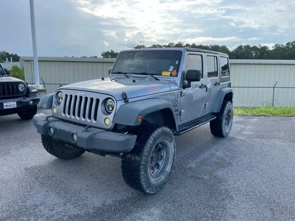 2013 Jeep Wrangler Sport's photo