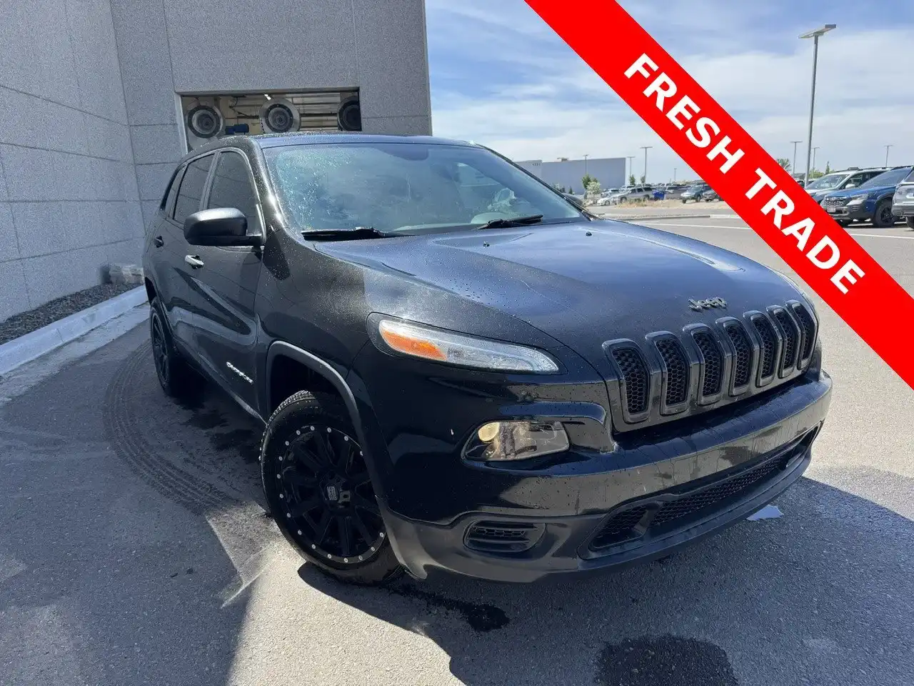 2017 Jeep Cherokee Sport's photo
