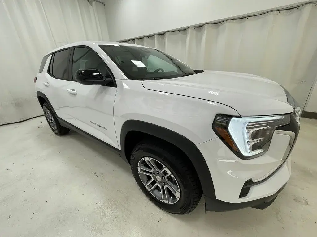 2027 GMC Terrain Elevation AWD photo 3