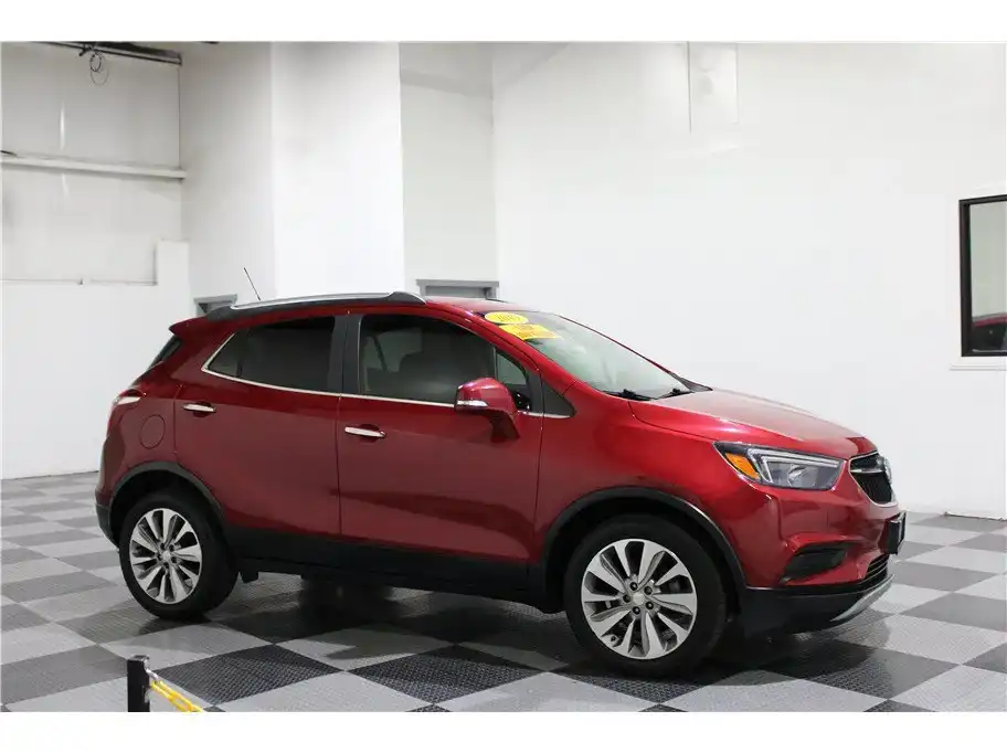 2019 Buick Encore Preferred's photo