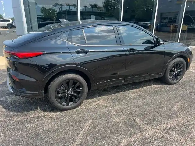 2024 Buick Envista Sport Touring's photo