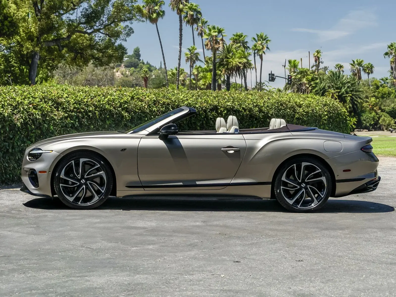 2026 Bentley Continental GT Base photo 3