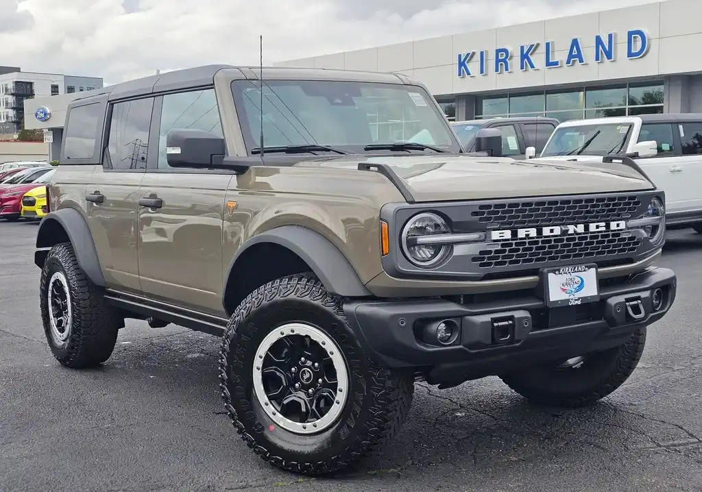 2025 Ford Bronco Badlands 4x4's photo