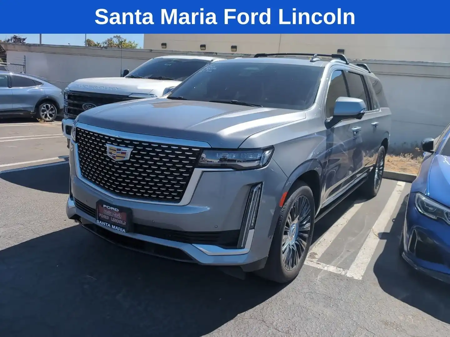2021 Cadillac Escalade ESV 4WD Premium Luxury's photo