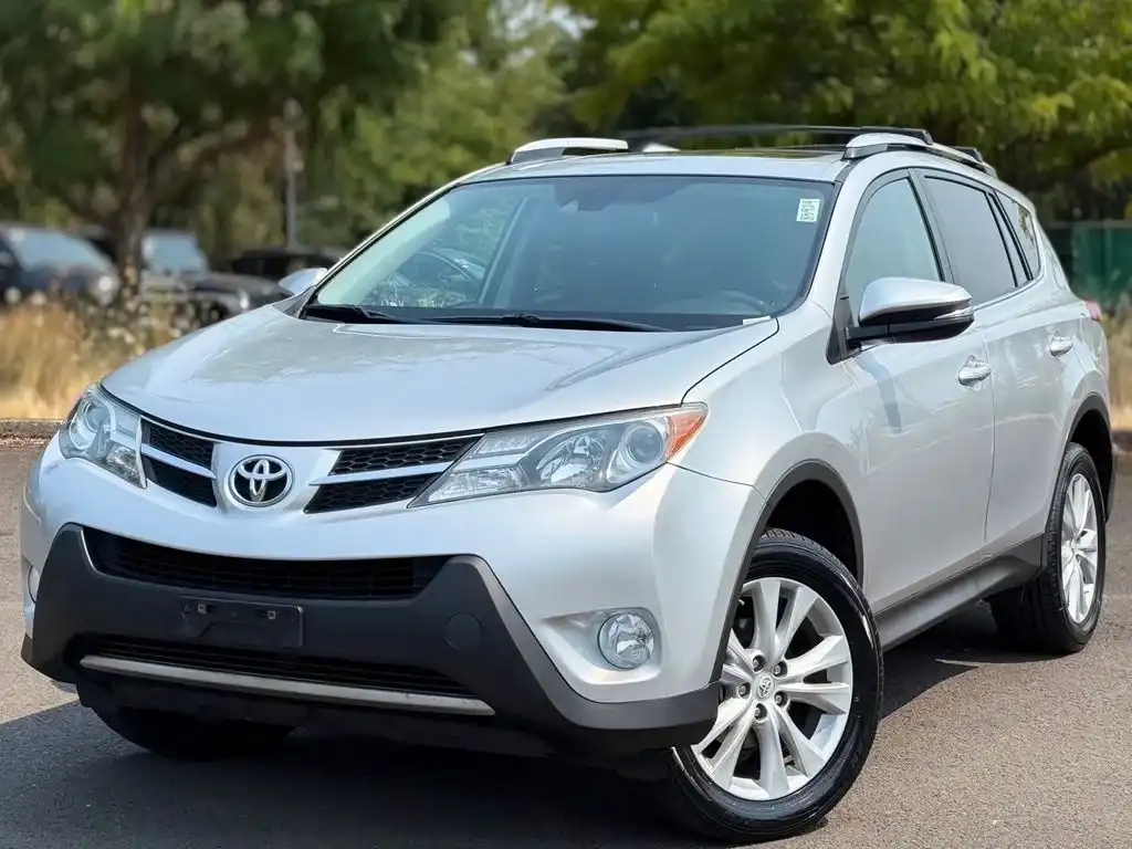 2015 Toyota RAV4 Limited AWD's photo
