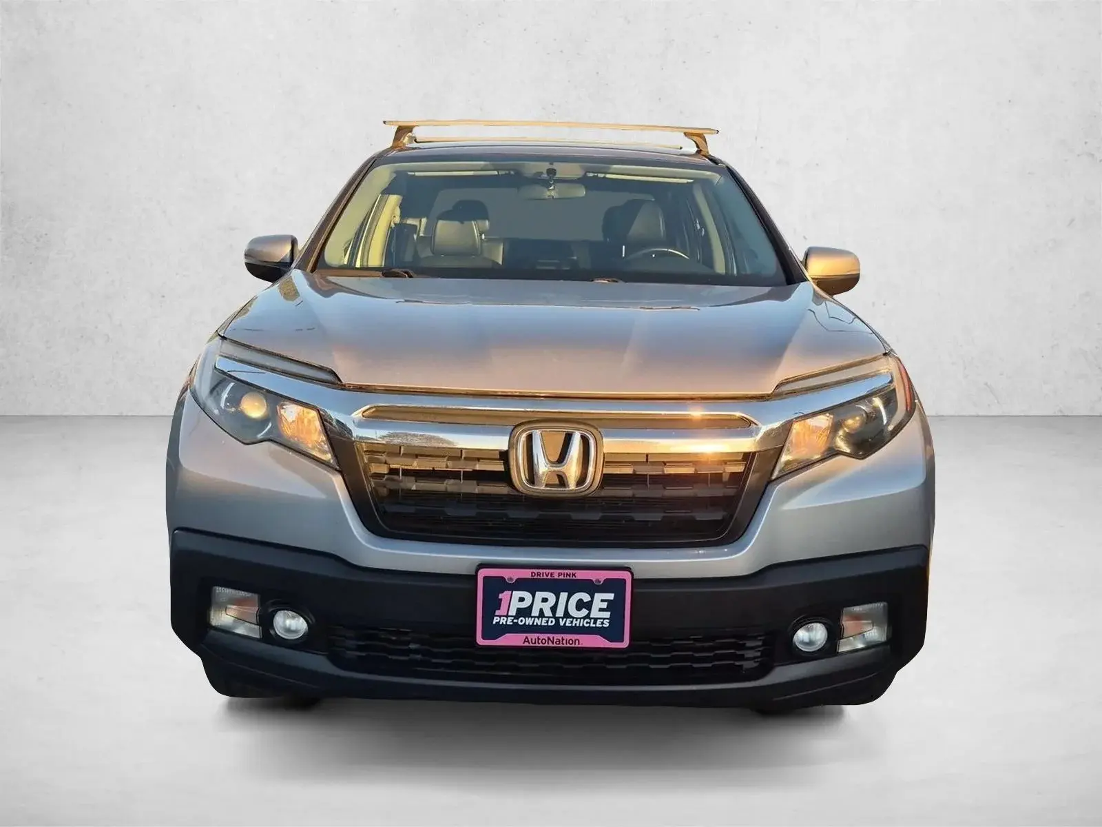 2017 Honda Ridgeline RTL AWD photo 3