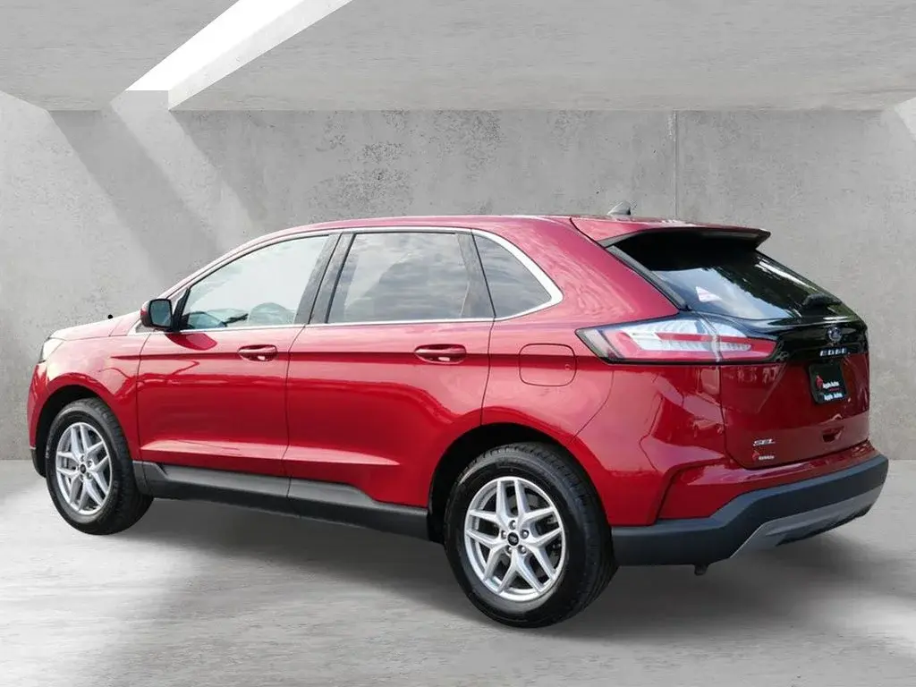 2024 Ford Edge SEL AWD photo 4