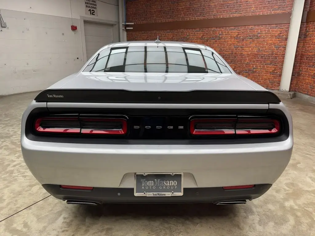 2021 Dodge Challenger R/T Scat Pack photo 4