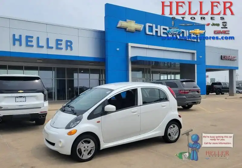 2012 Mitsubishi i-MiEV ES's photo