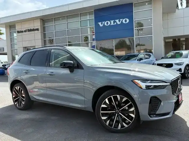 2026 Volvo XC60 B5 Ultra Dark AWD's photo