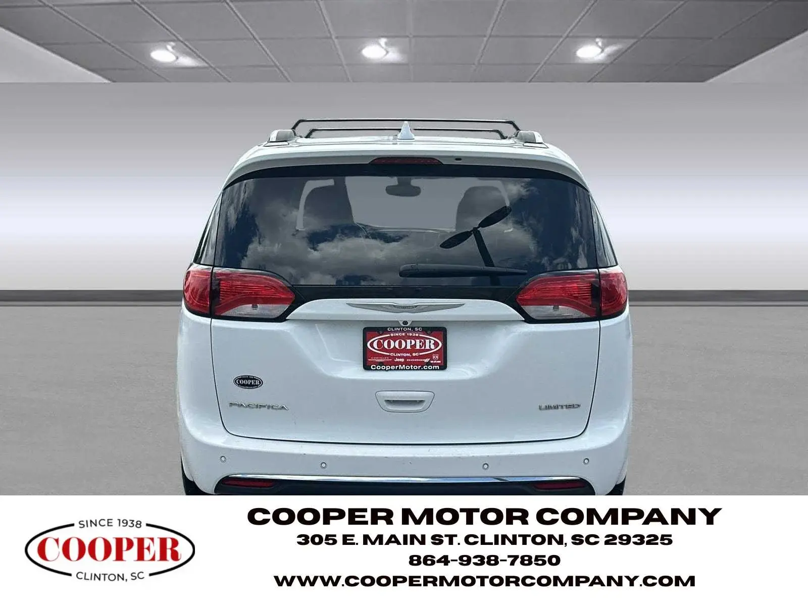 2017 Chrysler Pacifica Limited photo 4