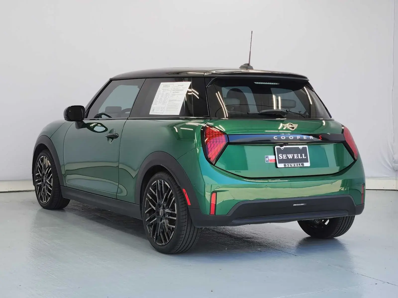 2025 MINI Hardtop Cooper S photo 3