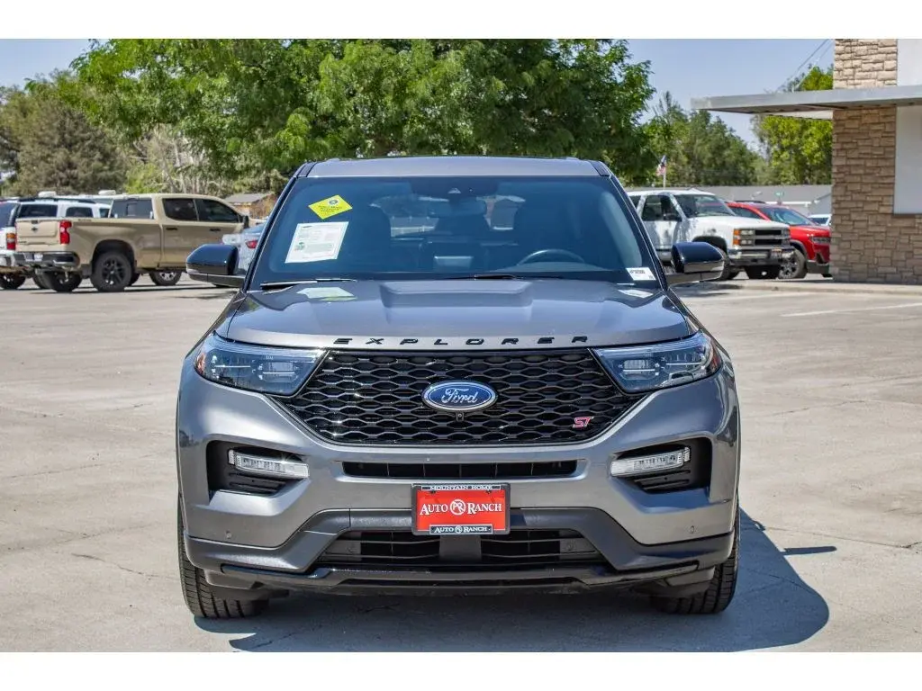 2021 Ford Explorer ST 4WD photo 3