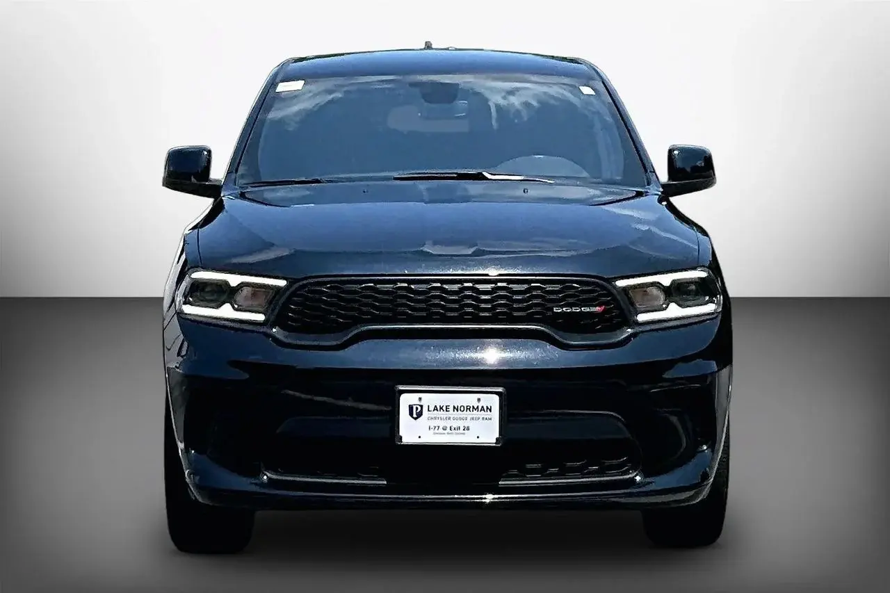 2025 Dodge Durango GT AWD photo 3