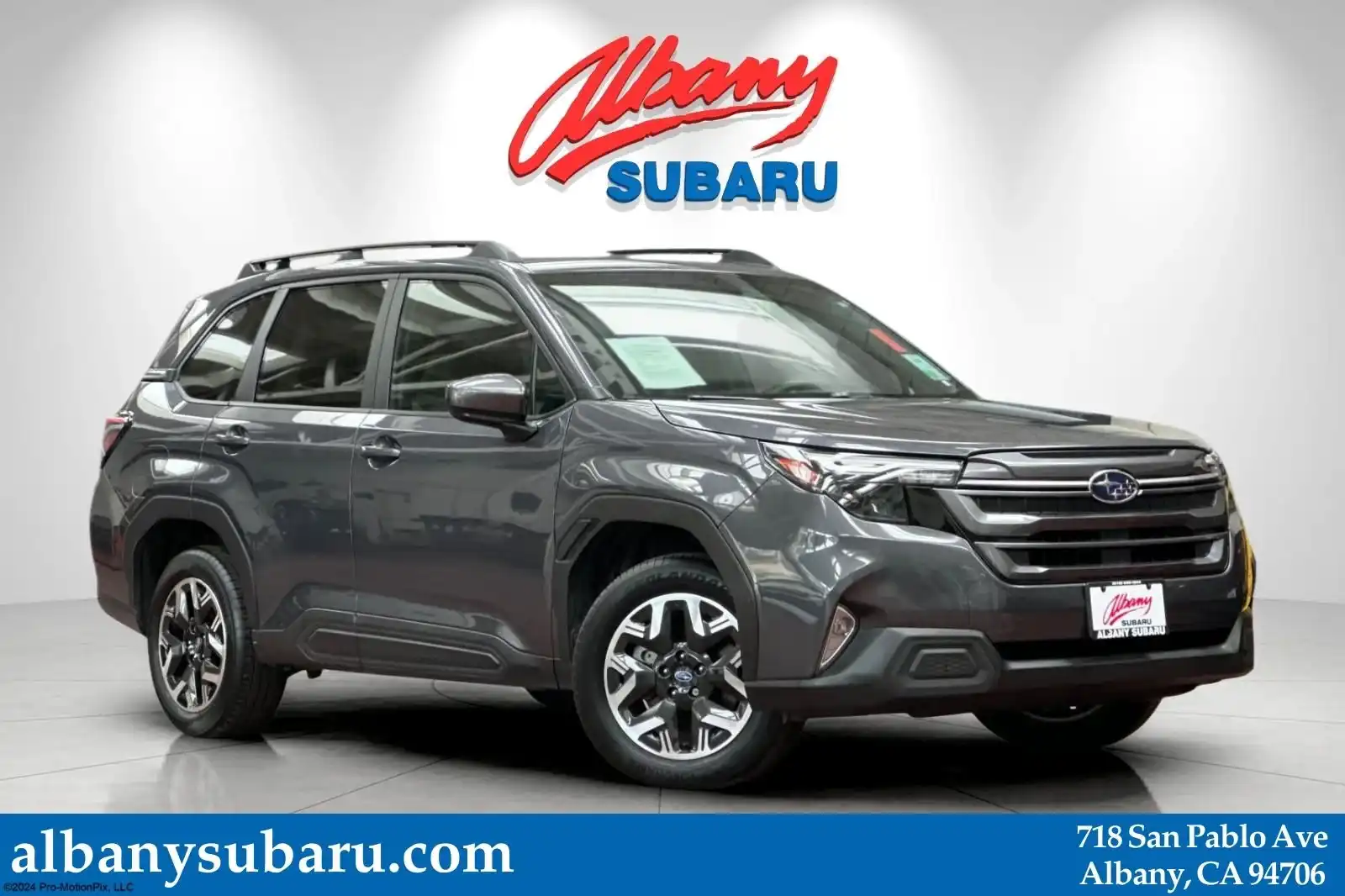2025 Subaru Forester Premium's photo