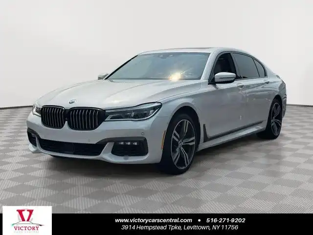 2019 BMW 7 Series 750i xDrive's photo