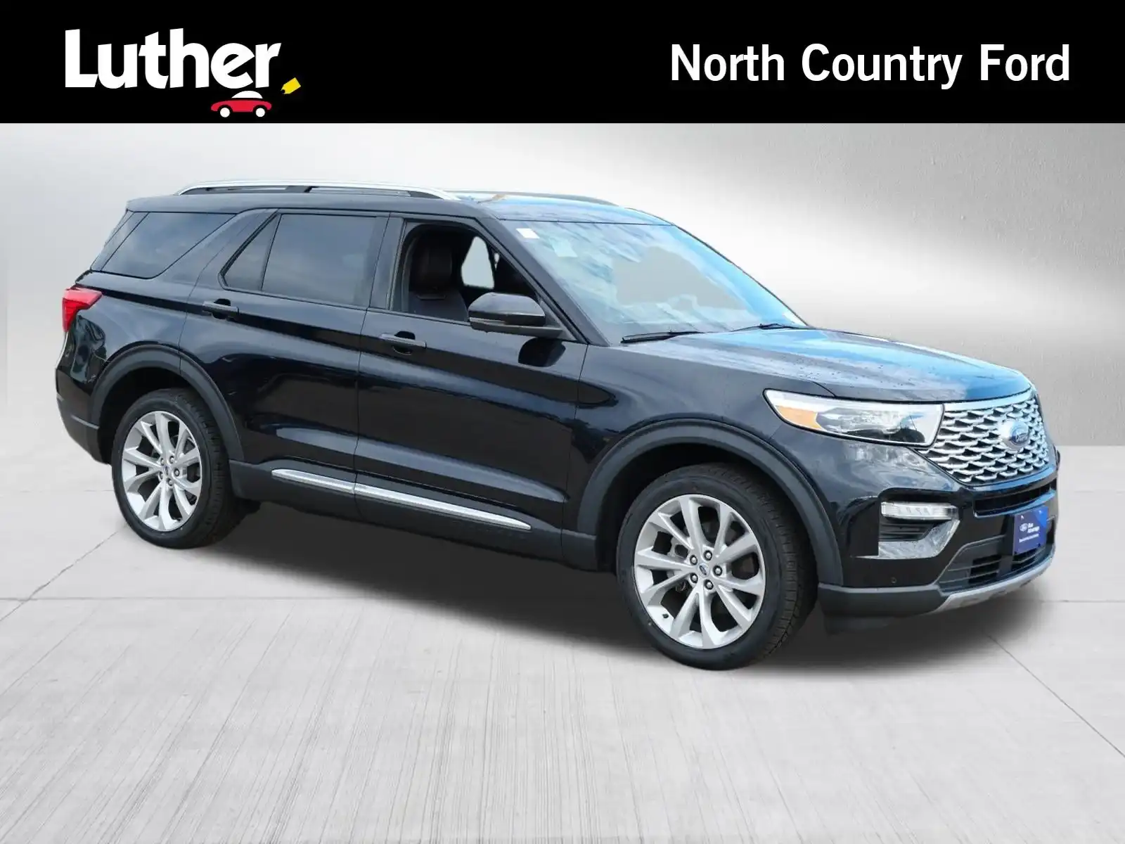 2022 Ford Explorer Platinum 4WD's photo