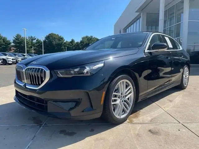 2024 BMW 5 Series 530i xDrive Sedan's photo