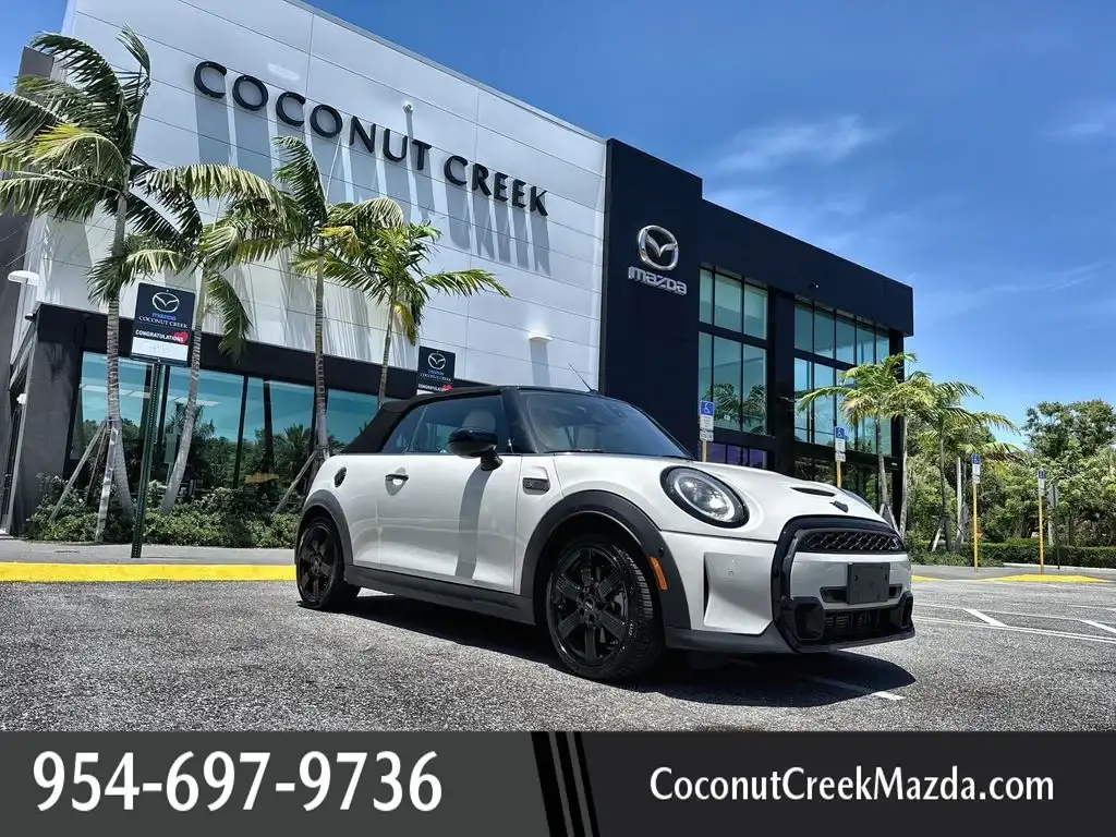 2024 MINI Convertible Cooper S's photo
