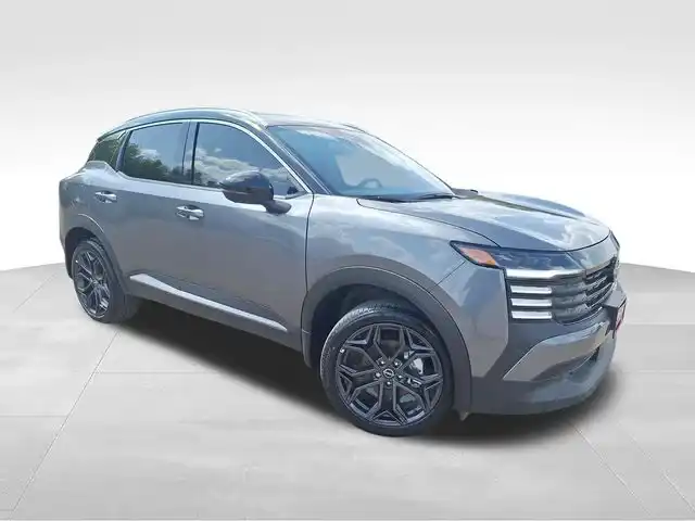 2025 Nissan Kicks 2.0 SR's photo
