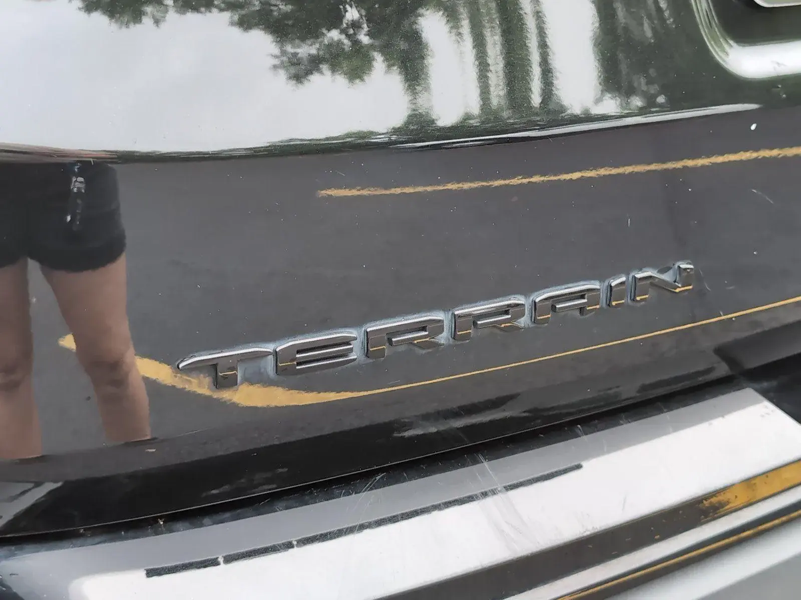 2023 GMC Terrain SLT FWD photo 5
