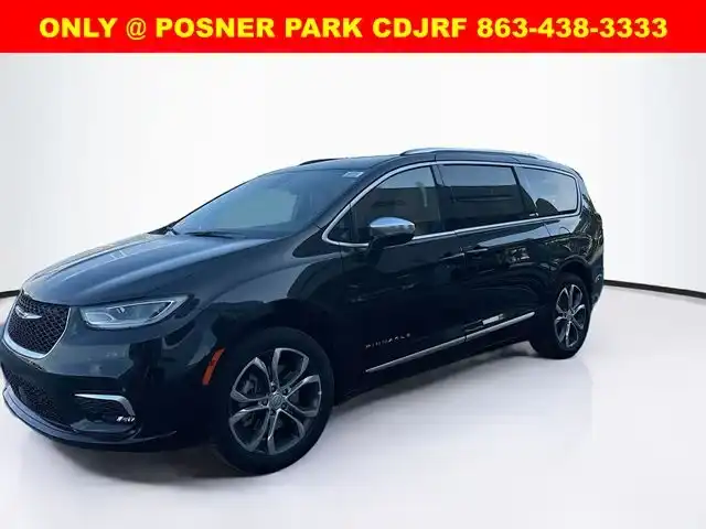 2026 Chrysler Pacifica Pinnacle AWD's photo