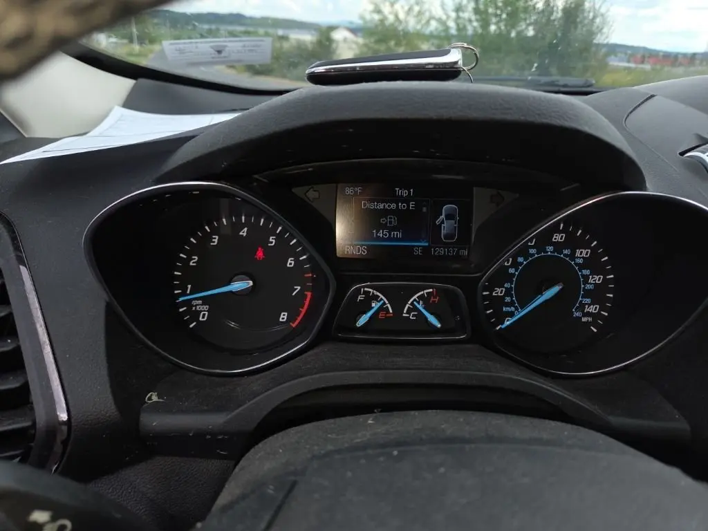 2016 Ford Escape Titanium 4WD photo 3