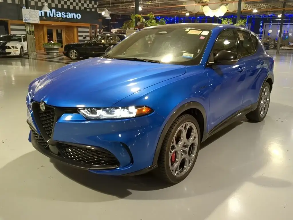 2024 Alfa Romeo Tonale Veloce photo 1
