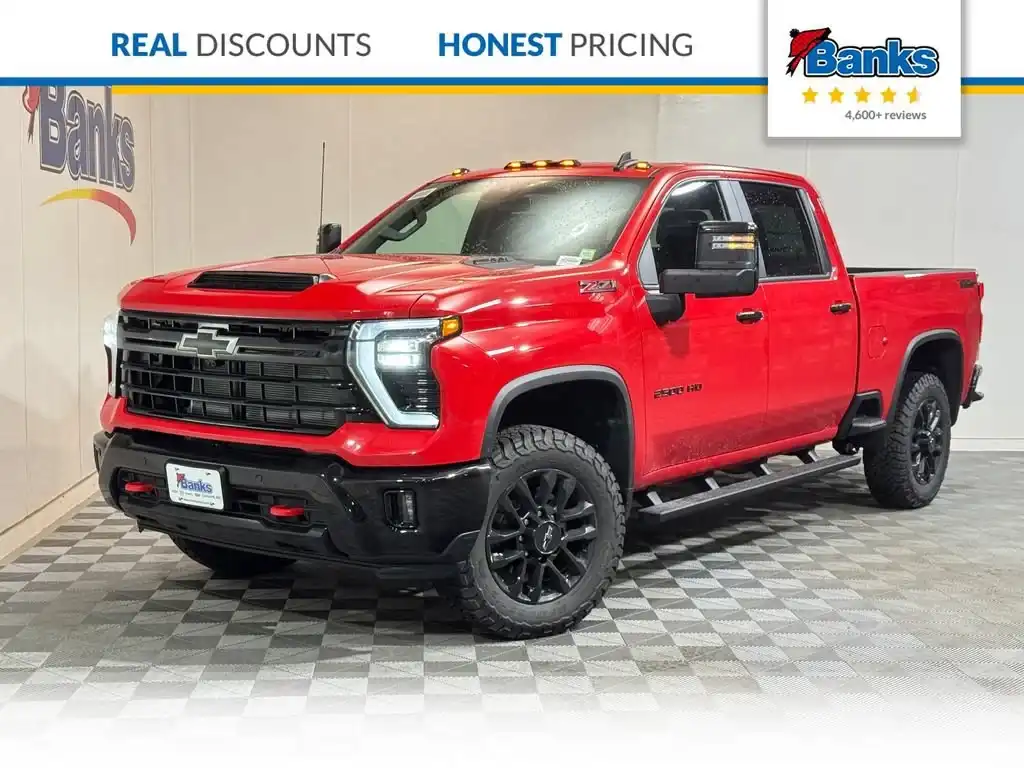 2026 Chevrolet Silverado HD LT 4WD Crew Cab Standard Box's photo