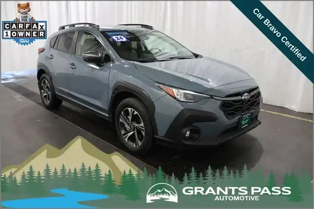 2024 Subaru Crosstrek Premium CVT's photo