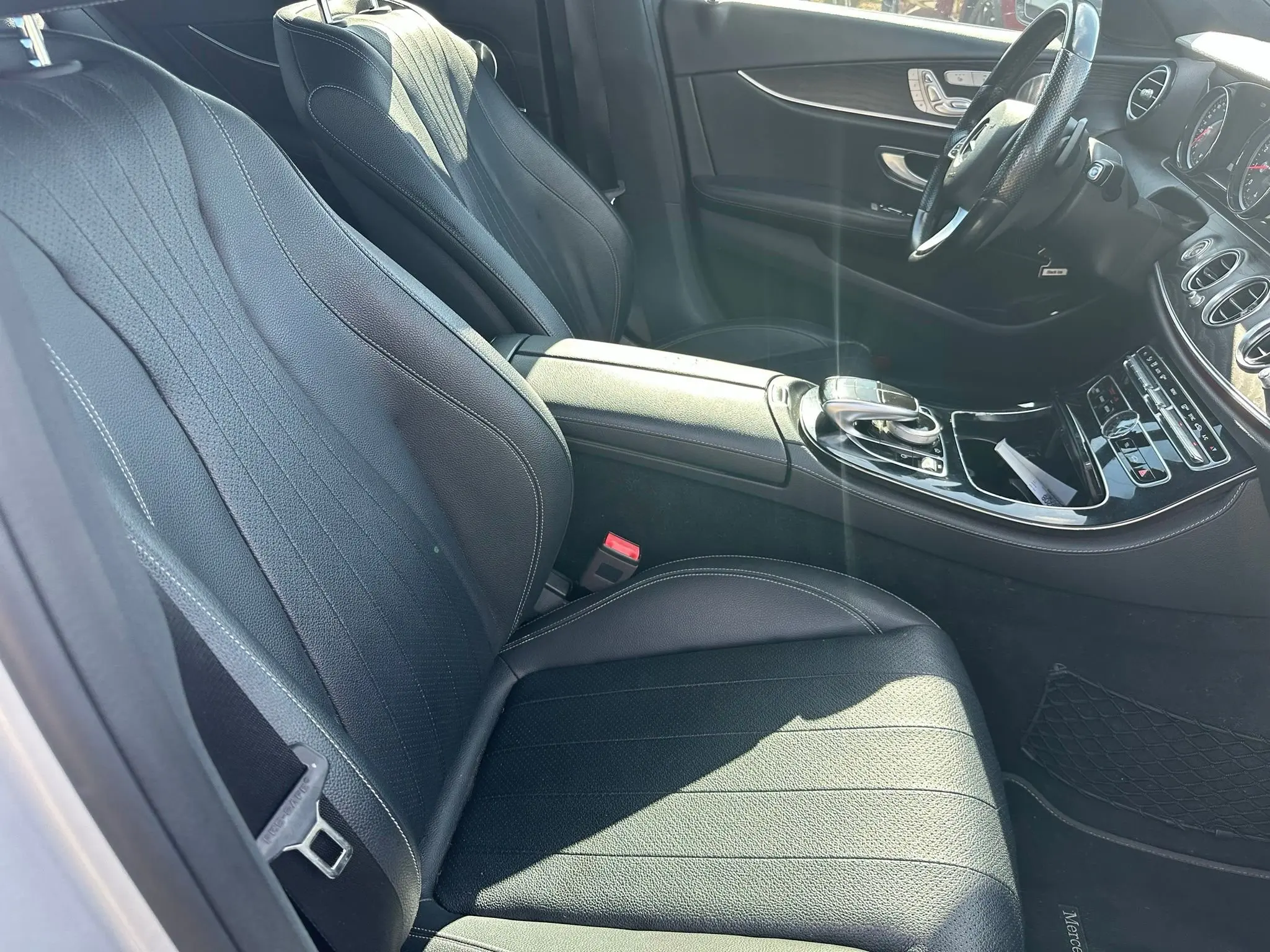2017 Mercedes-Benz E-Class E300 photo 4