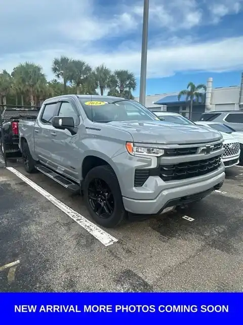 2024 Chevrolet Silverado 1500 RST Crew Cab Short Box's photo