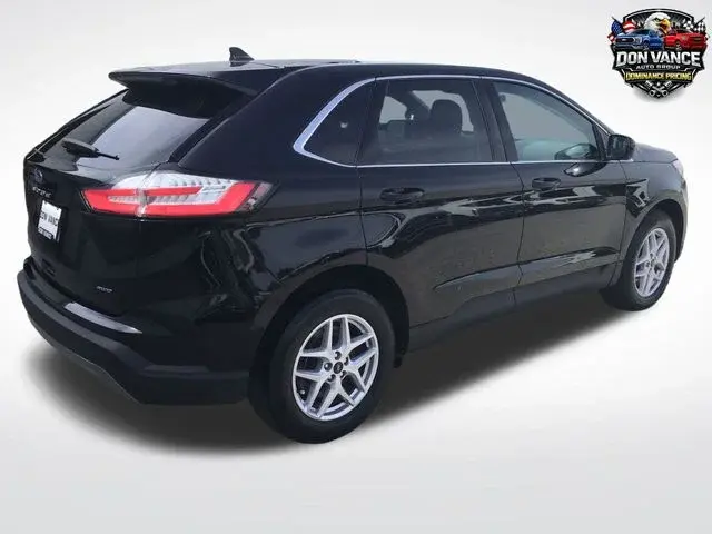 2023 Ford Edge SEL AWD photo 5