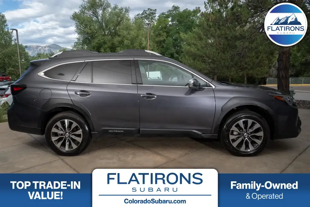 2025 Subaru Outback Touring's photo