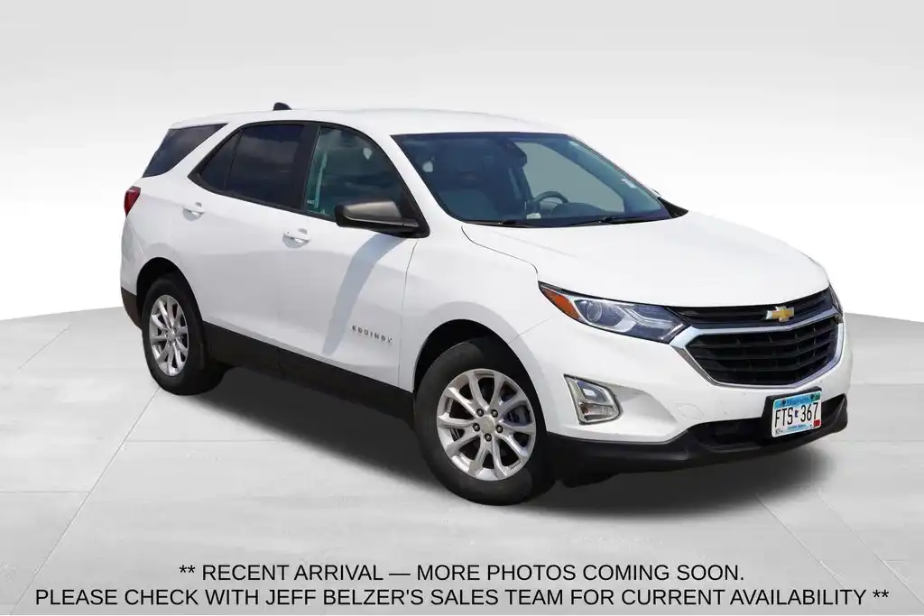 2020 Chevrolet Equinox LS's photo