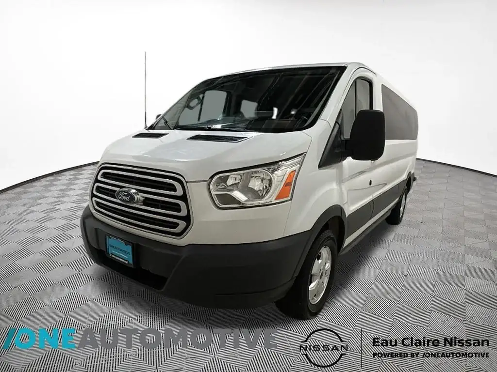 2017 Ford Transit 350 XLT Wagon Low Roof Sliding Pass. 148's photo