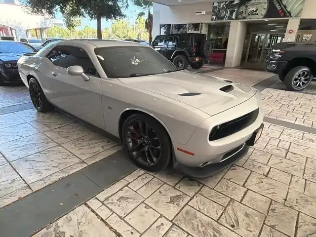 2022 Dodge Challenger R/T Scat Pack's photo