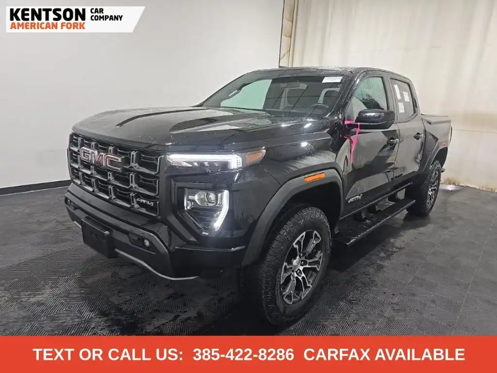 2024 GMC Canyon AT4 4WD Crew Cab Short Box's photo