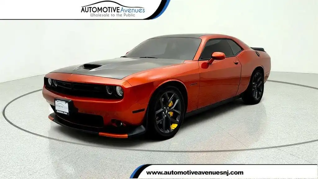 2021 Dodge Challenger R/T's photo