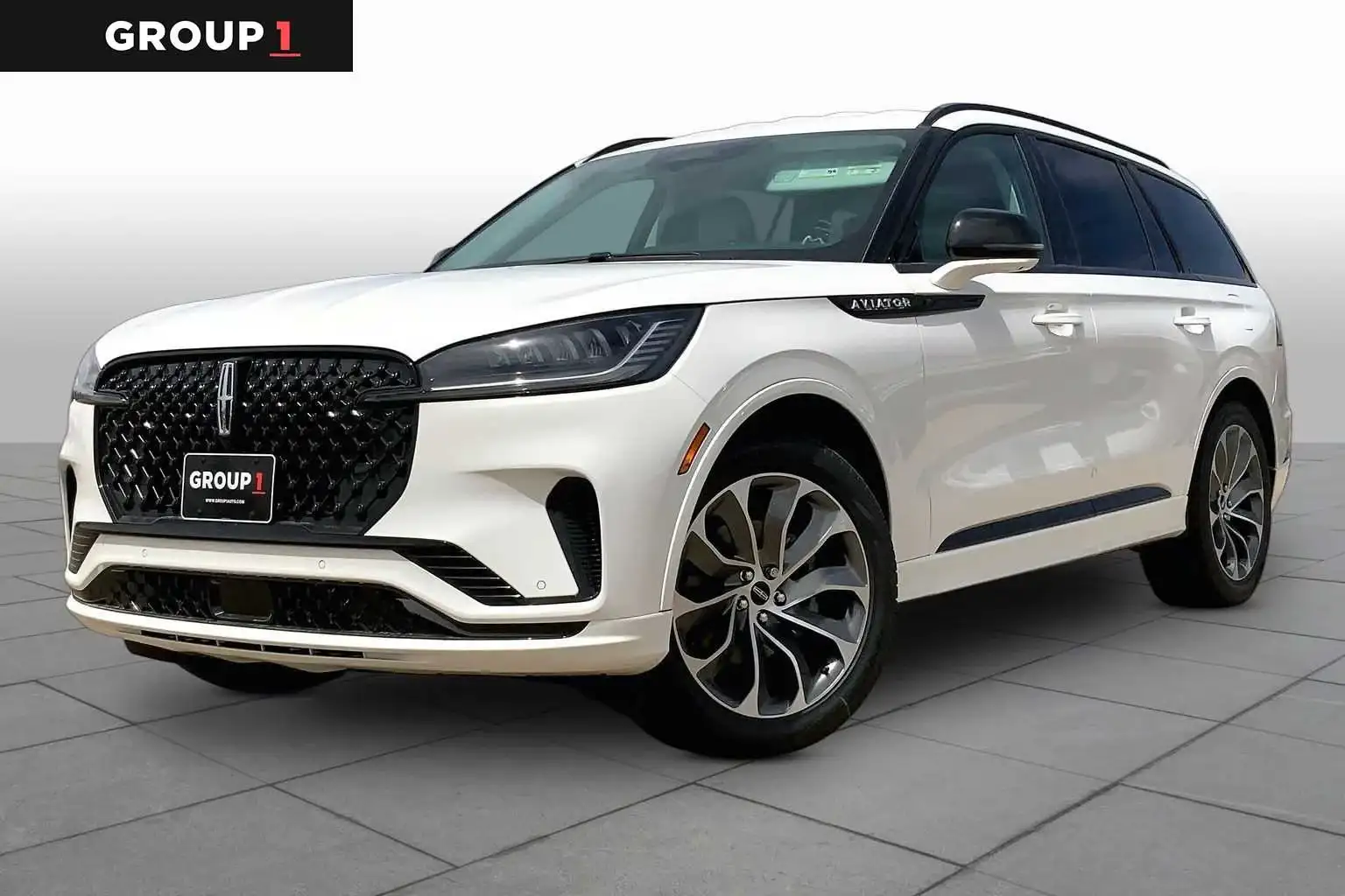 2026 Lincoln Aviator Premiere RWD's photo