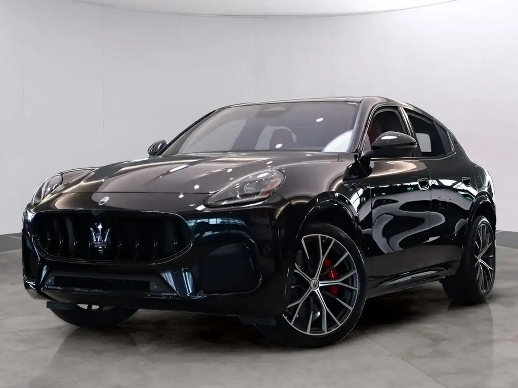 2026 Maserati Grecale Modena V6's photo