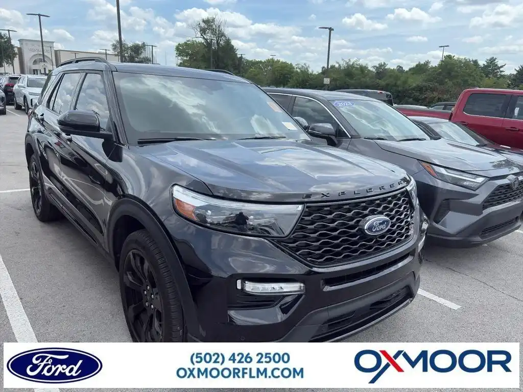 2024 Ford Explorer ST 4WD's photo